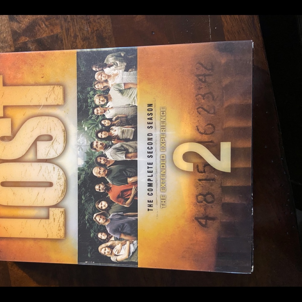 Lost box set season 2 on dvd